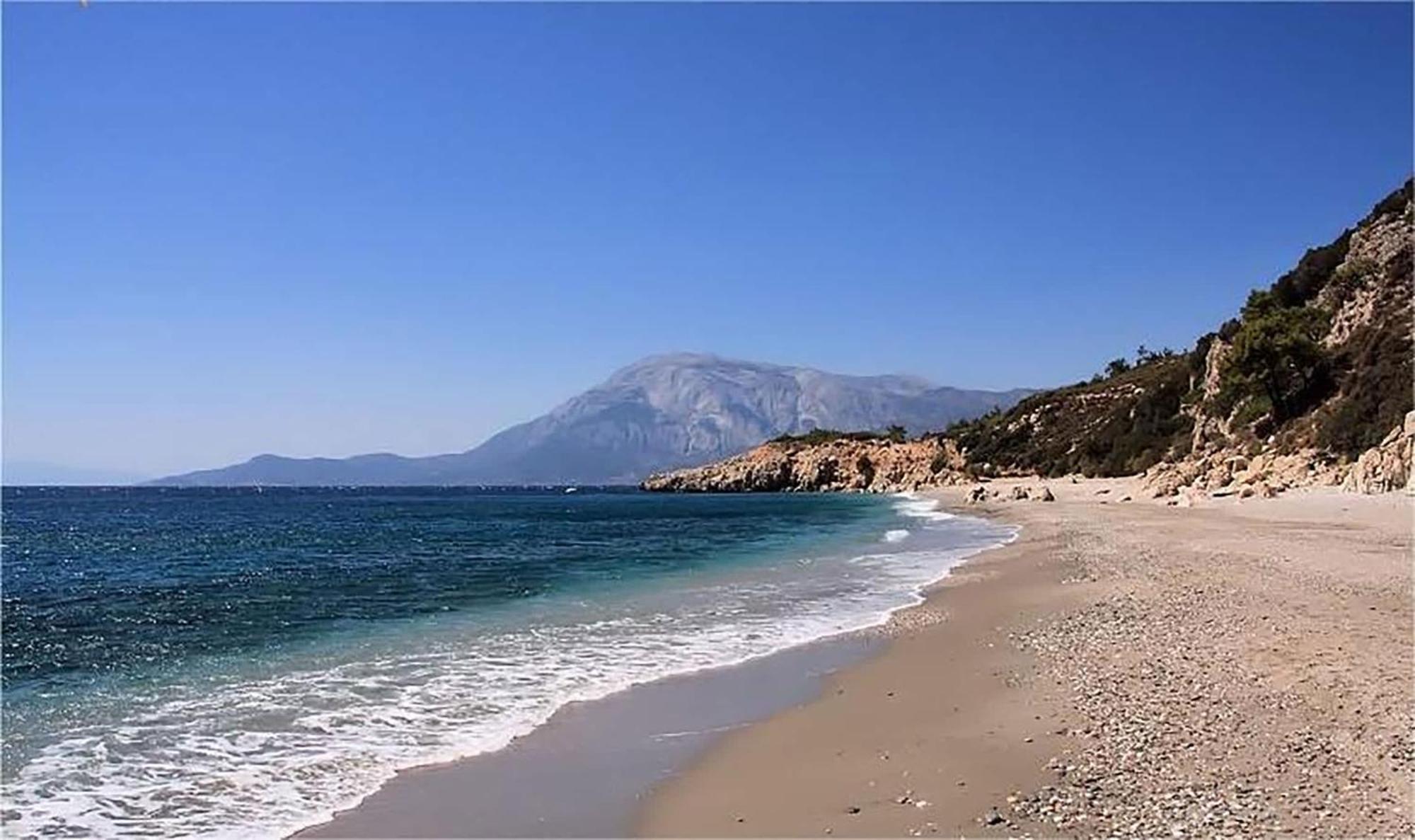 Samos Serenity - Classic Retreat Near The Koumeika